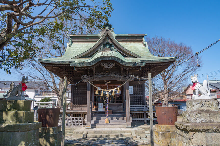 四郎介稲荷神社の拝殿