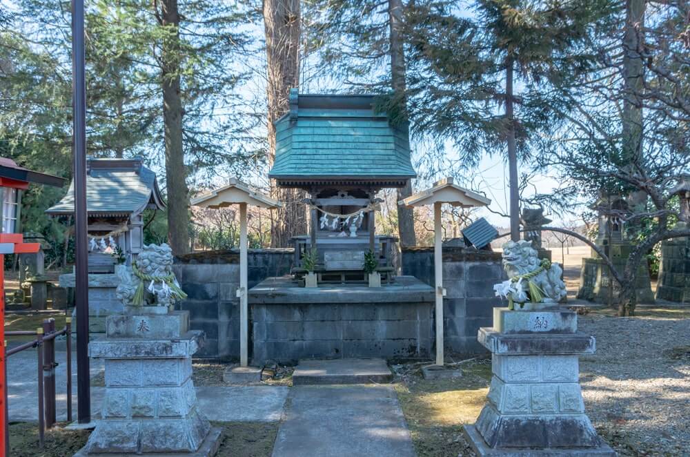 一六神社の社殿