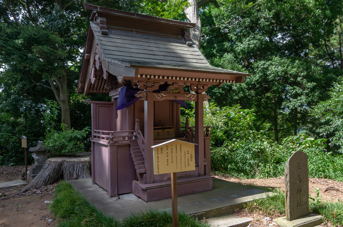 三島神社の社殿